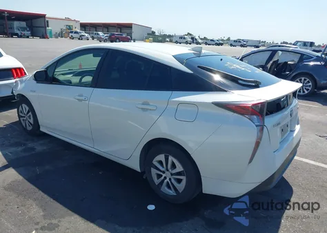 2016 Toyota Prius Two z USA, uszkodzony, nr VIN JTDKBRFU1G3016668